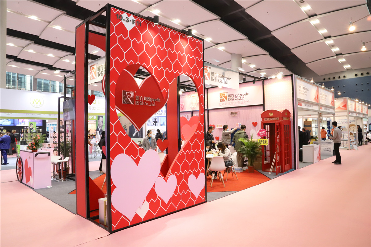 聚焦風口，棟賦未來 | 棟方股份化身“網(wǎng)紅”爆紅2020直博展